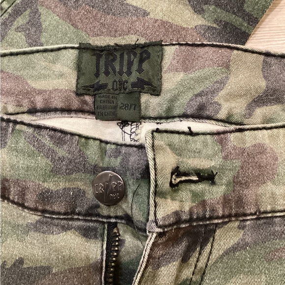 Tripp nyc, 28/ 7, camouflage pants - Picture 3 of 3